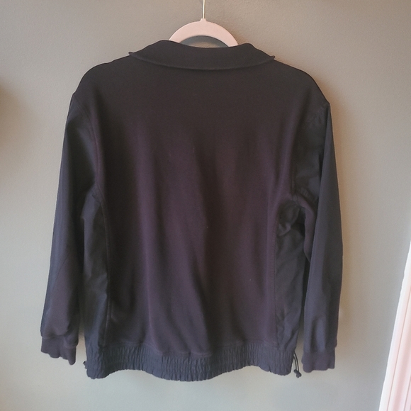 Athleta Triumph Hybrid Half Zip Sweatshirt, Size Medium - Picture 7 of 7